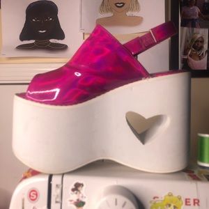 Heart cutout 90s platforms